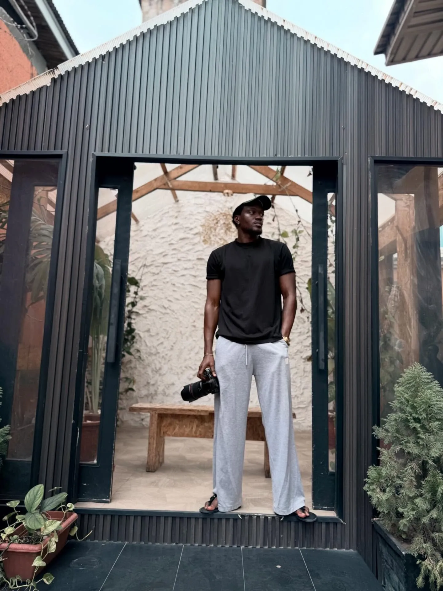 Desanmi on set with his camera